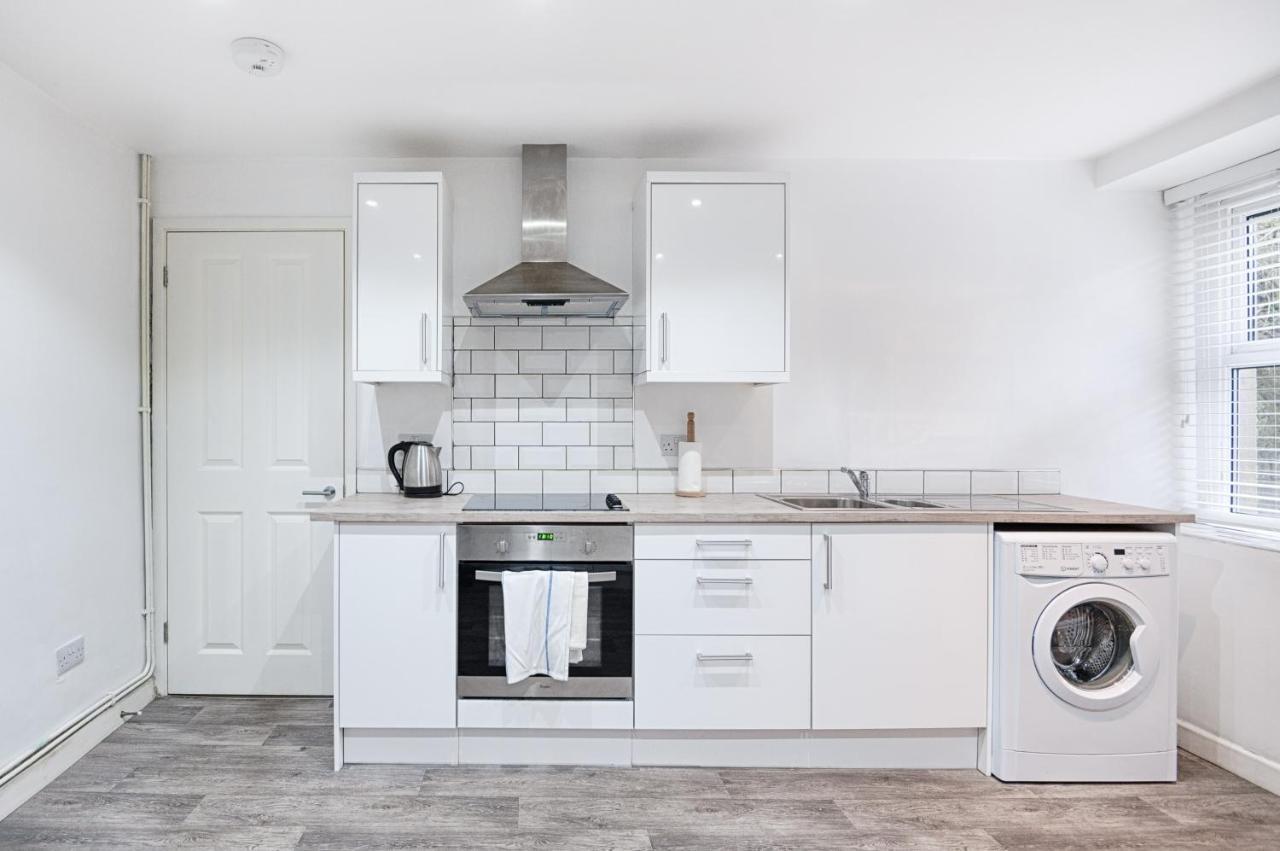 Parking, Smart Tv'S In All Rooms! Swansea Buitenkant foto